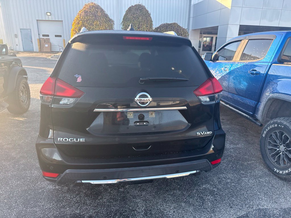 Used 2019 Nissan Rogue SV