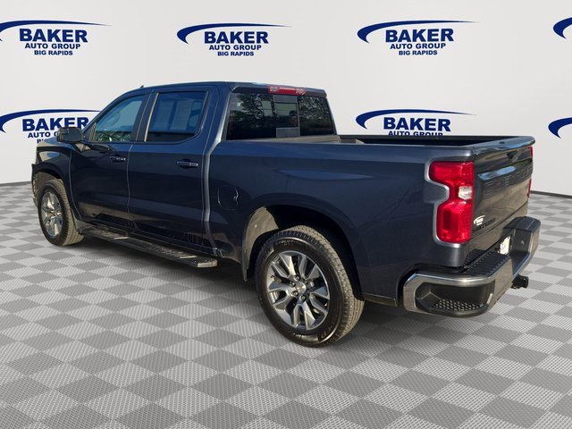 2021 Chevrolet Silverado 1500 LT photo 4