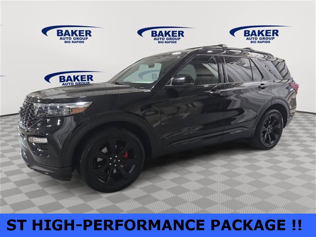 2022 Ford Explorer ST photo 3