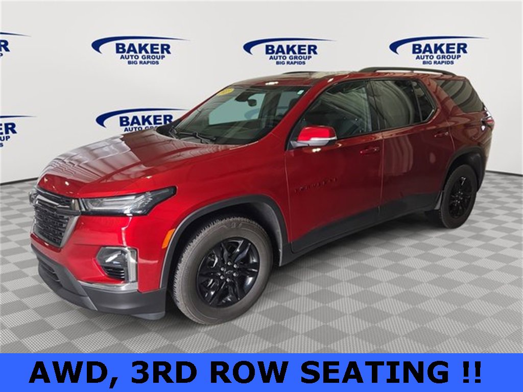 2023 Chevrolet Traverse Cloth photo 2