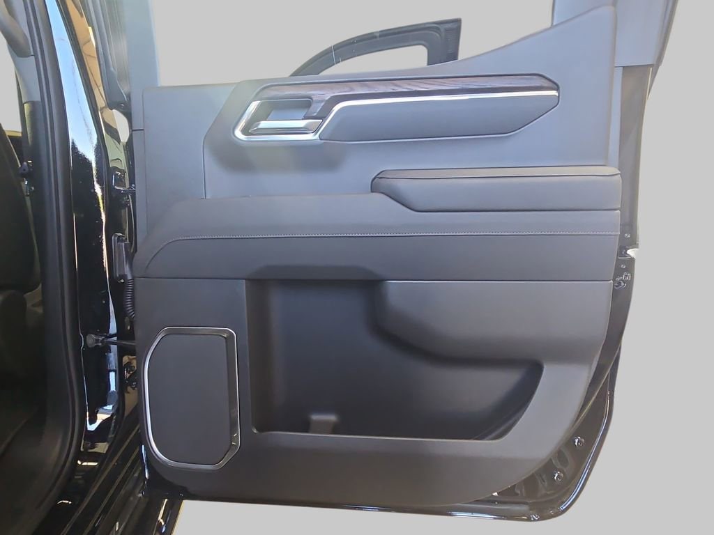 2026 GMC Sierra 1500 SLT - Photo 13