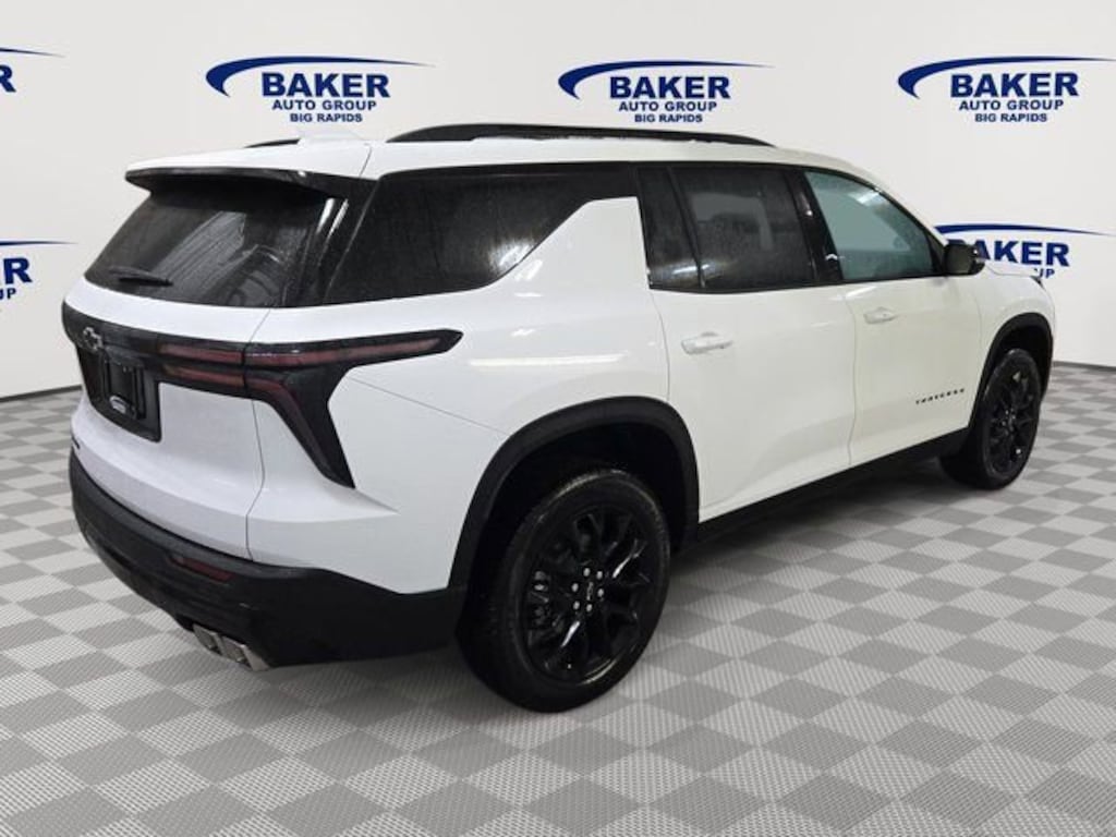 New 2026 Chevrolet Traverse LT SUV