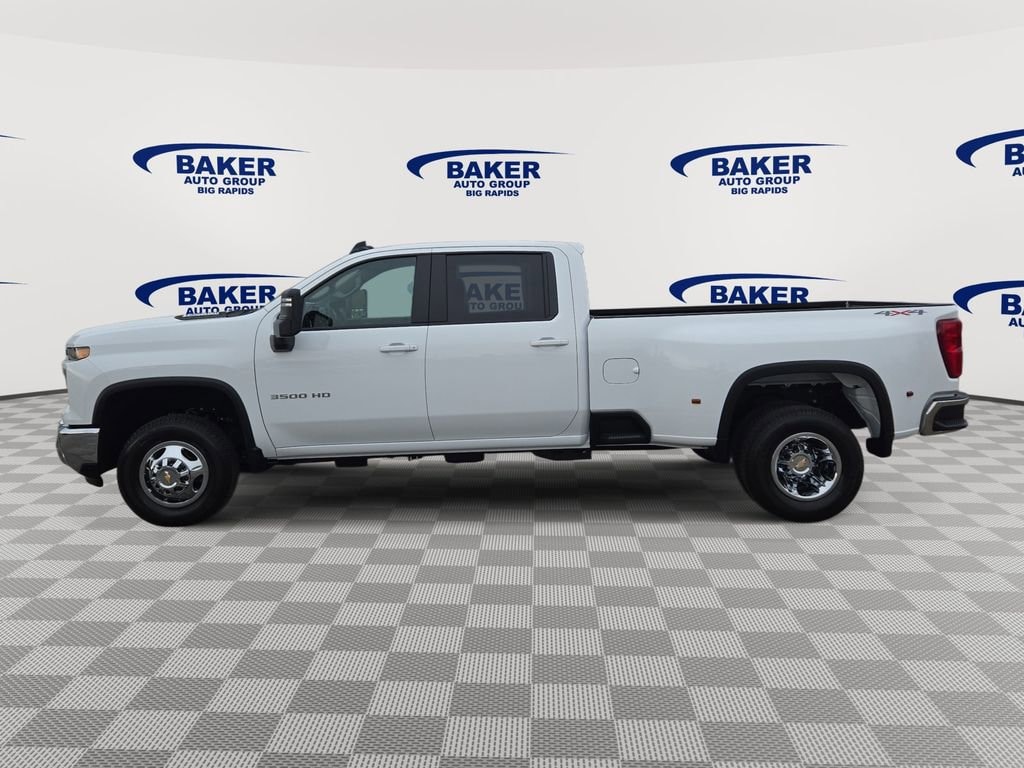 New 2026 Chevrolet Silverado 3500 HD LT DRW Truck