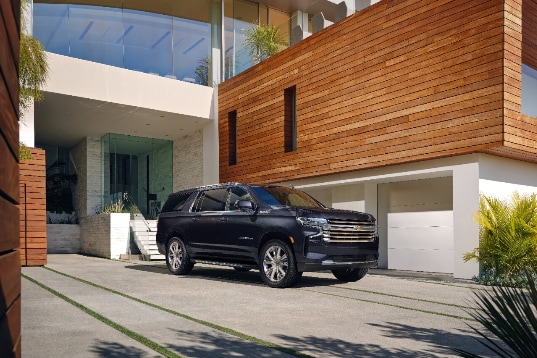 2023-Chevrolet-Suburban-001-537x358.jpg