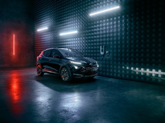 2023-Chevrolet-Bolt-EUV-Redline-Edition-001-537x402.jpg