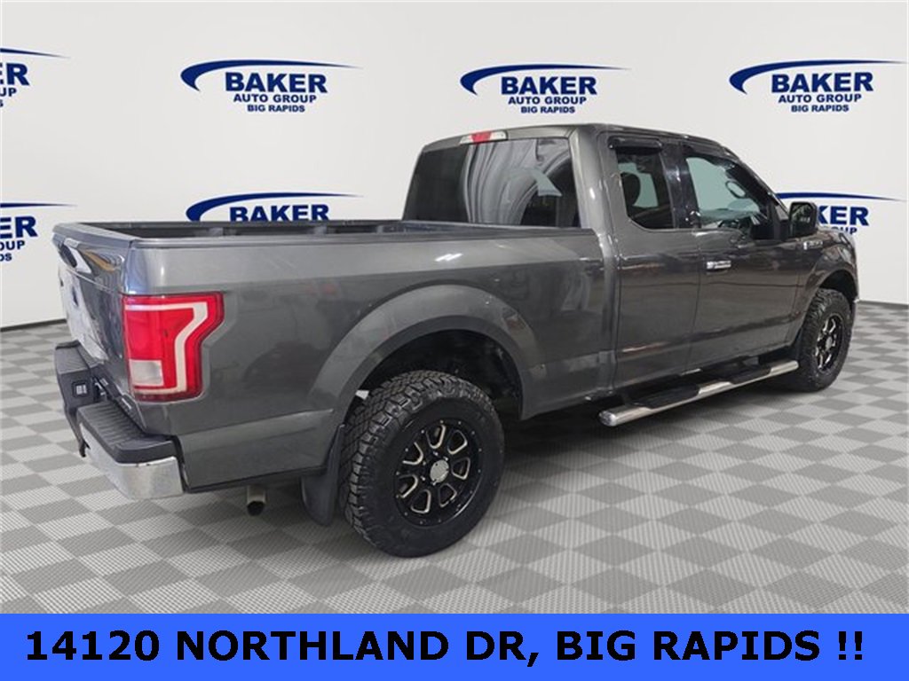 2015 Ford F-150 XLT photo 4