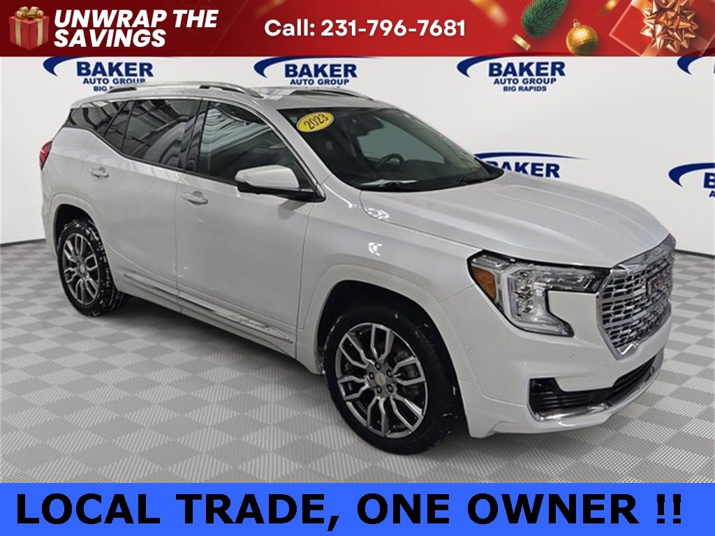 2023 GMC Terrain Denali's photo