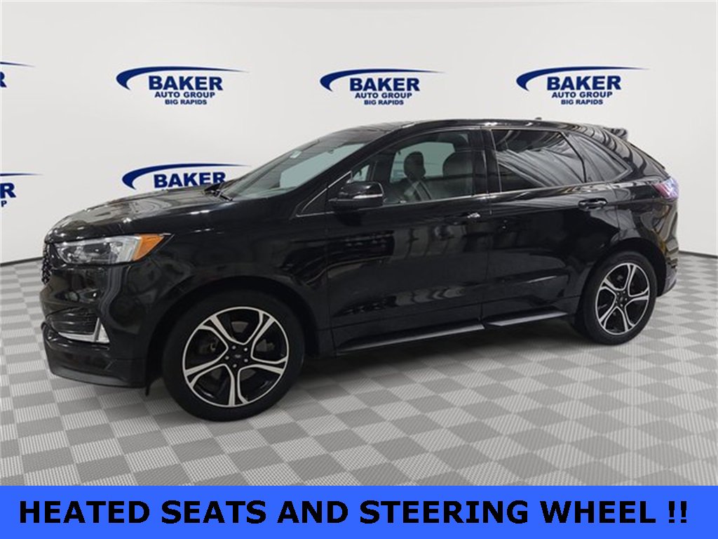 2019 Ford Edge ST photo 3