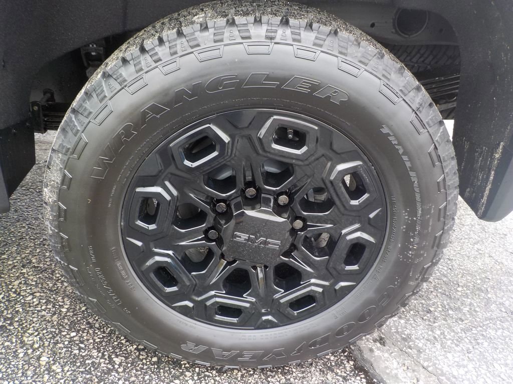 2026 GMC Sierra 2500HD Denali Ultimate - Photo 16