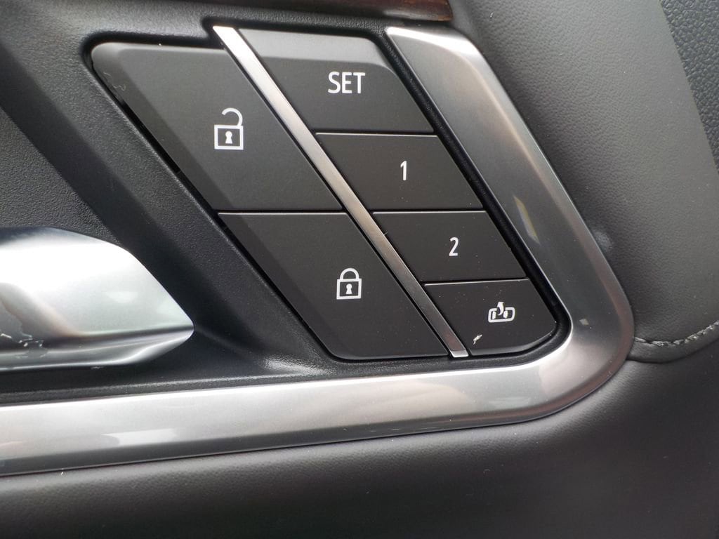 2026 GMC Sierra 2500HD Denali Ultimate - Photo 18