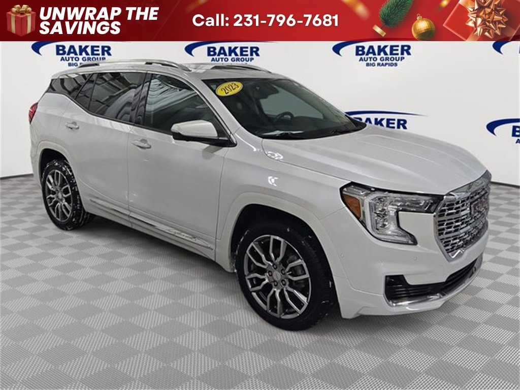 2023 GMC Terrain Denali's photo