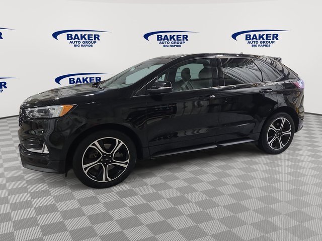 2019 Ford Edge ST photo 3