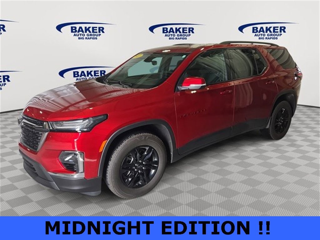 Used 2023 Chevrolet Traverse LT Cloth SUV