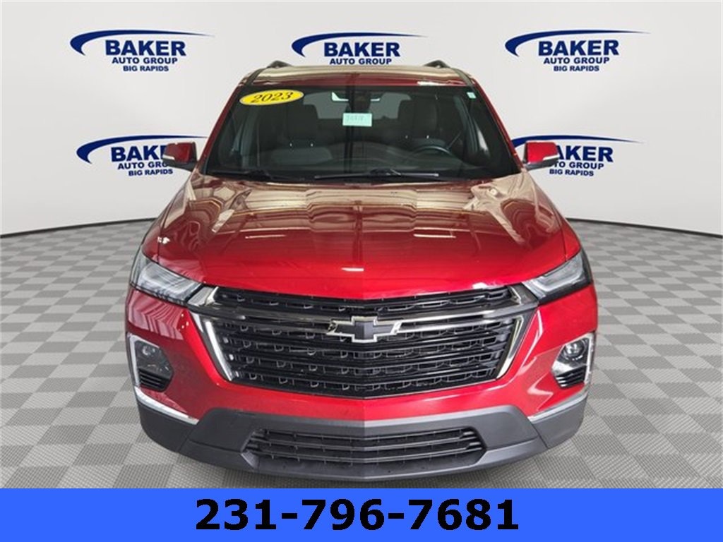 Used 2023 Chevrolet Traverse LT Cloth SUV