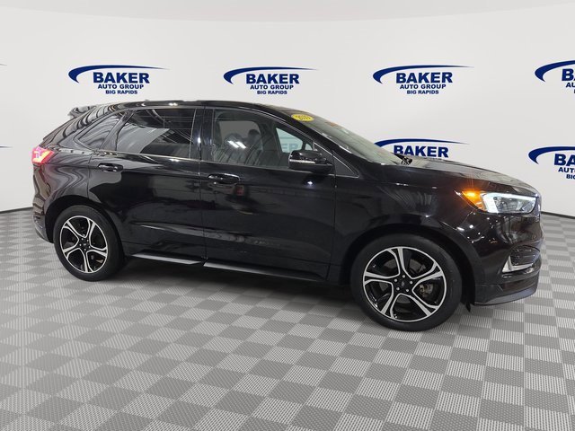 2019 Ford Edge ST photo 2