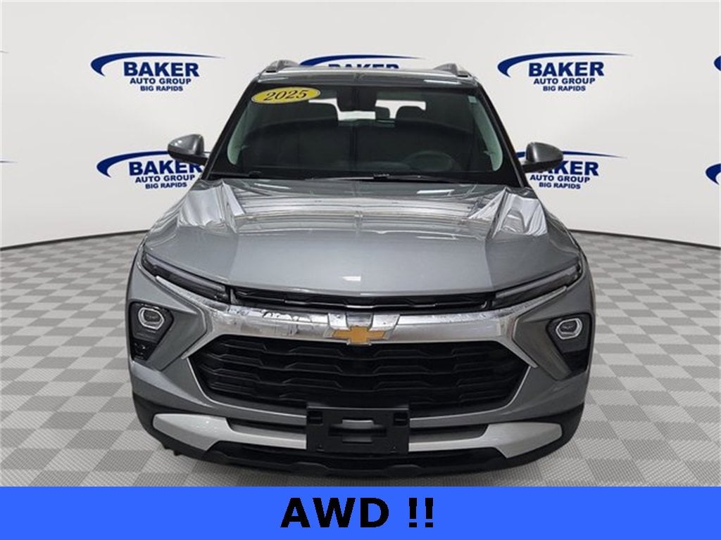 Used 2025 Chevrolet Trailblazer LT SUV