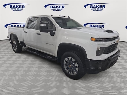 2025 Chevrolet Silverado 2500 HD Custom Truck