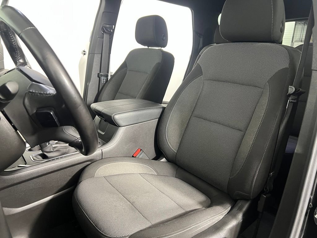 Used 2022 Mosaic Black Chevrolet LT Cloth w/1LT image 20
