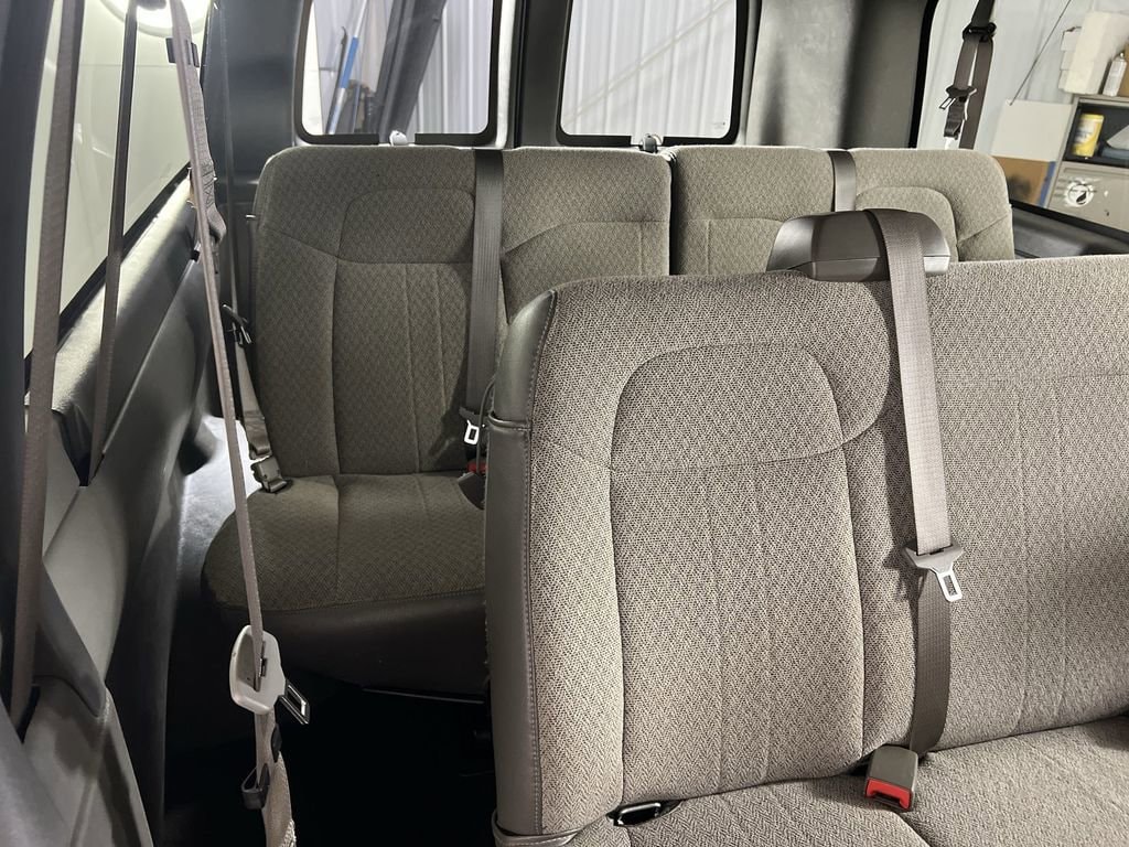 Used 2025 Summit White Chevrolet LT image 19