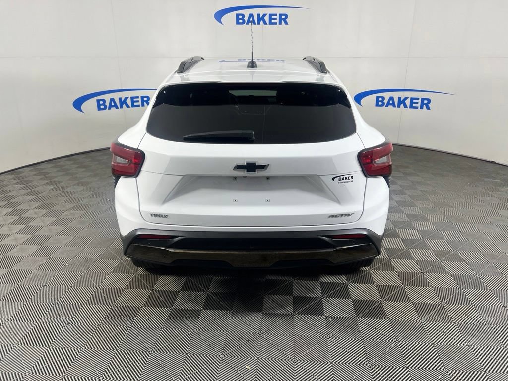 Used 2025 Summit White Chevrolet ACTIV image 5