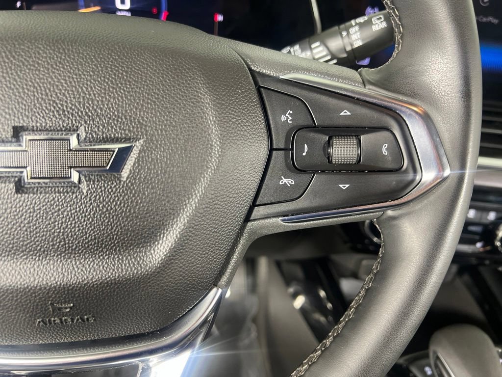 Used 2025 Summit White Chevrolet ACTIV image 20