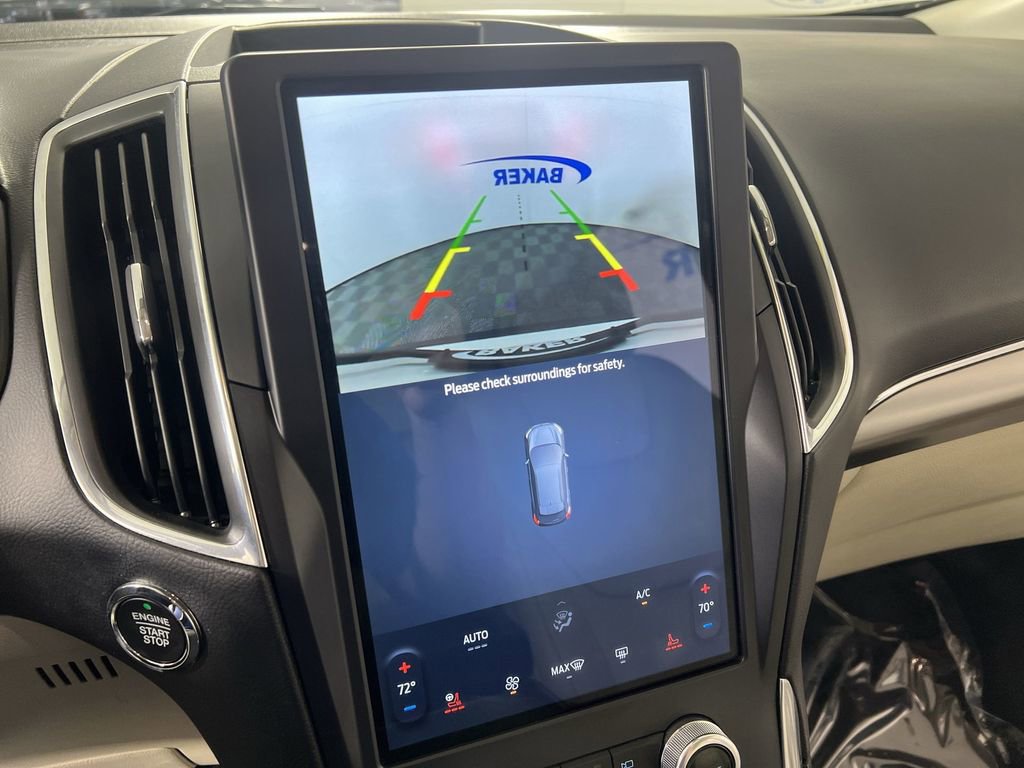 Used 2022 Star White Tri-Coat Ford Titanium image 16