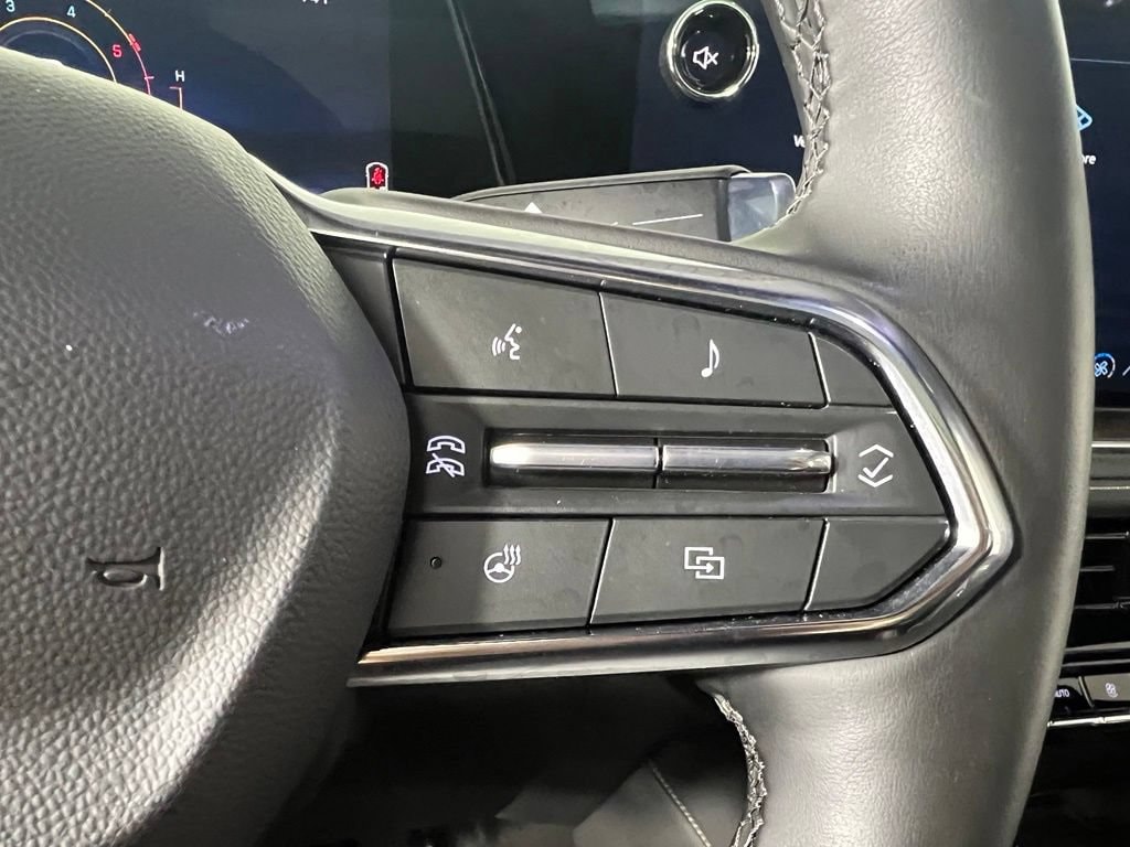 Used 2025 Black Chevrolet Premier image 26