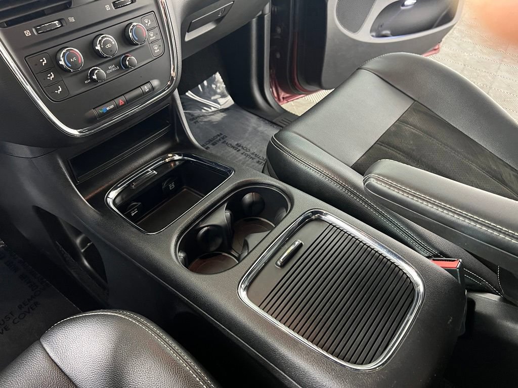 Used 2020 Octane Red Pearlcoat Dodge SXT image 30