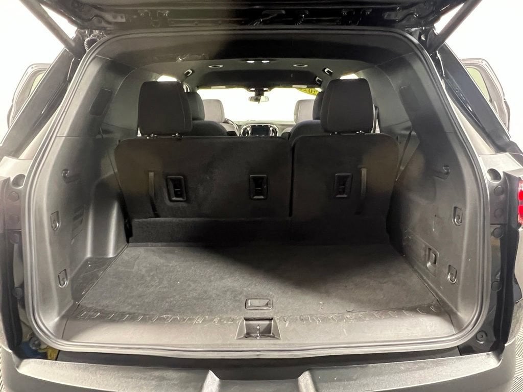 Used 2022 Mosaic Black Chevrolet LT Cloth w/1LT image 13