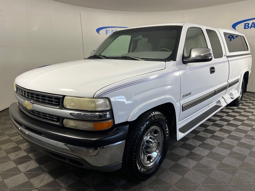 Used 2000 Chevrolet Silverado 2500 LT Truck Extended Cab