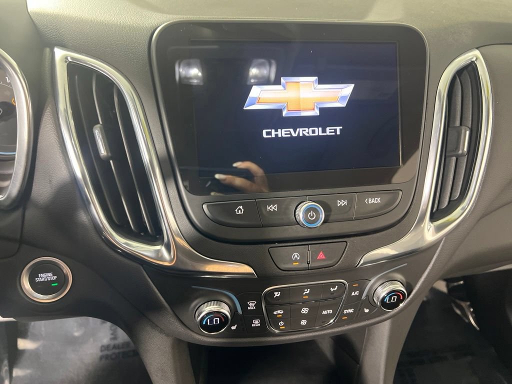 Used 2024 Mosaic Black Metallic Chevrolet LT w/1LT image 20