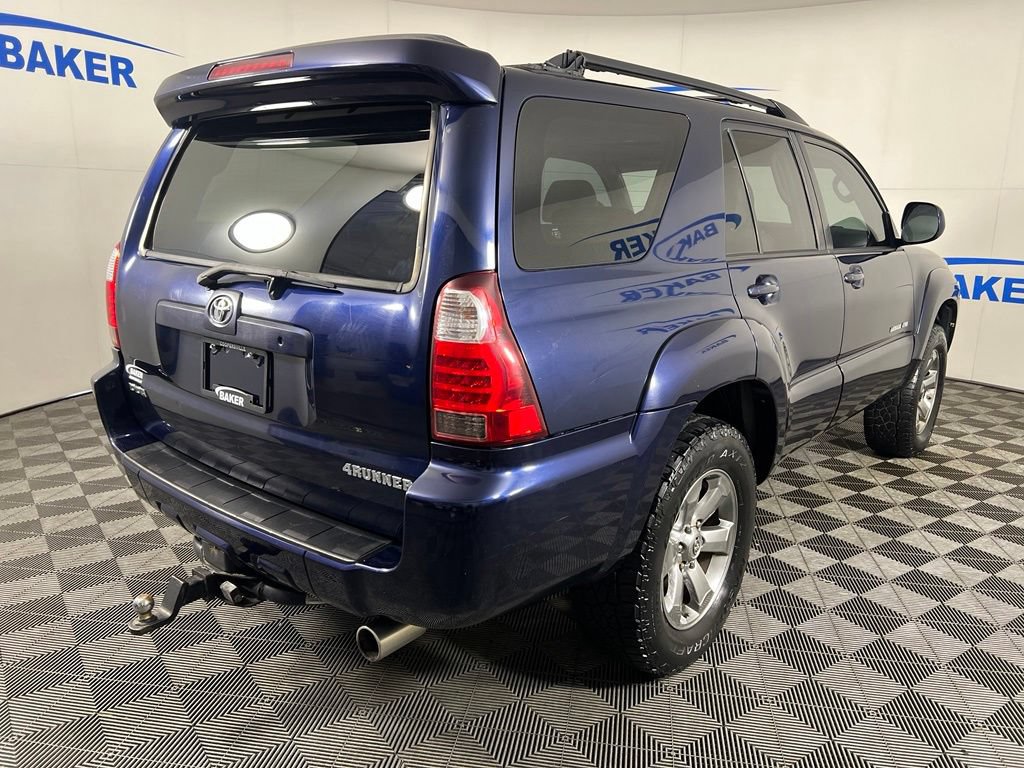 Used 2006 Nautical Blue Toyota Limited V8 image 5