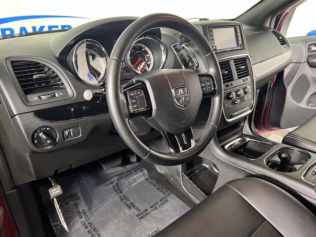 Used 2020 Octane Red Pearlcoat Dodge SXT image 20
