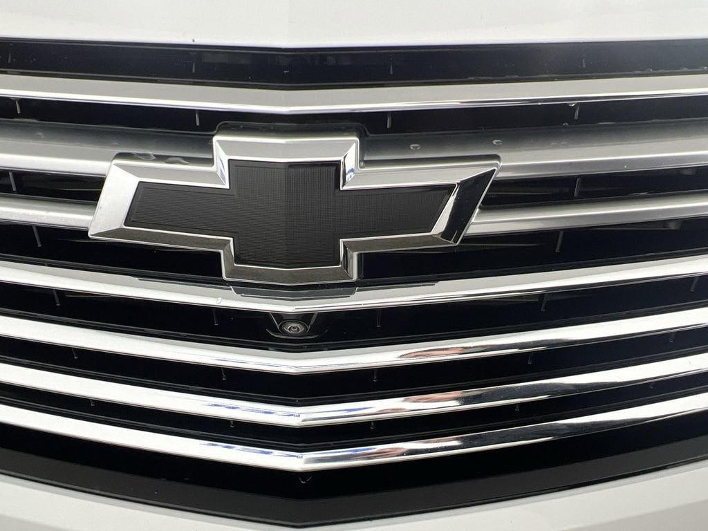 Used 2023 Summit White Chevrolet Premier image 33