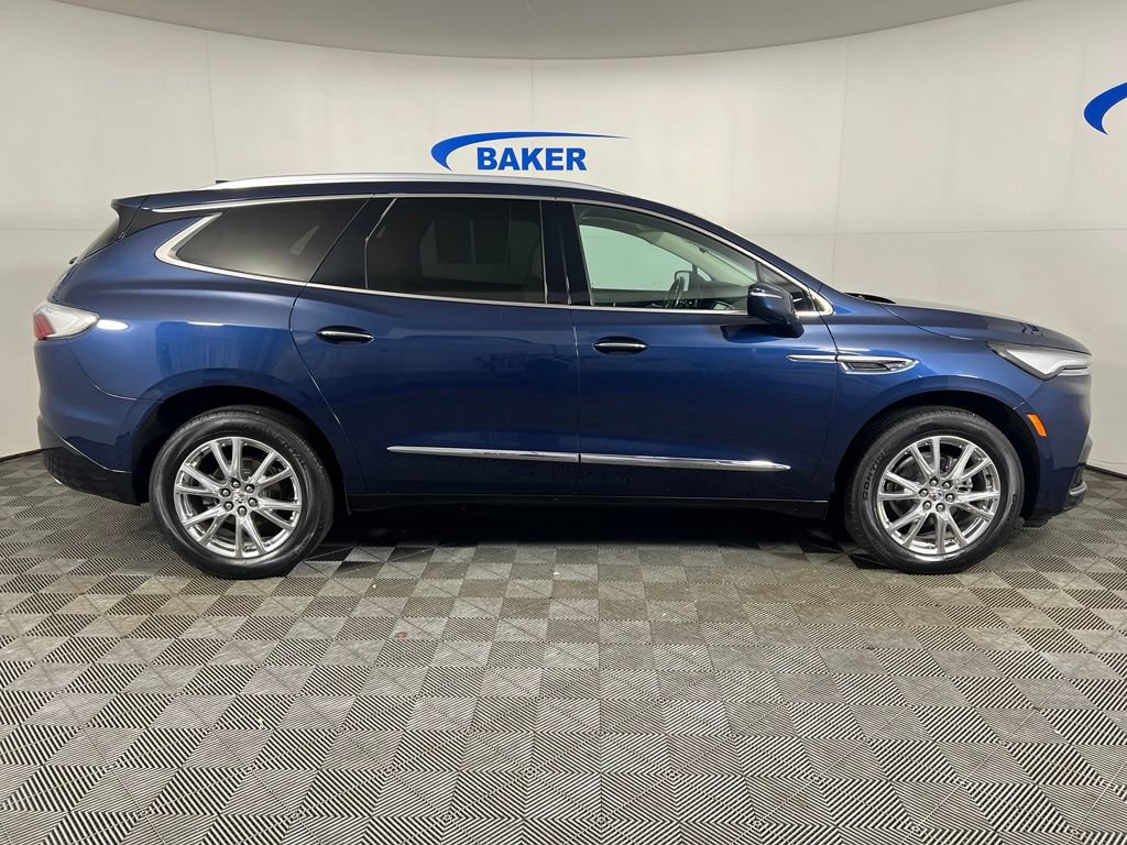 Used 2023 Emperor Blue Buick Premium image 7