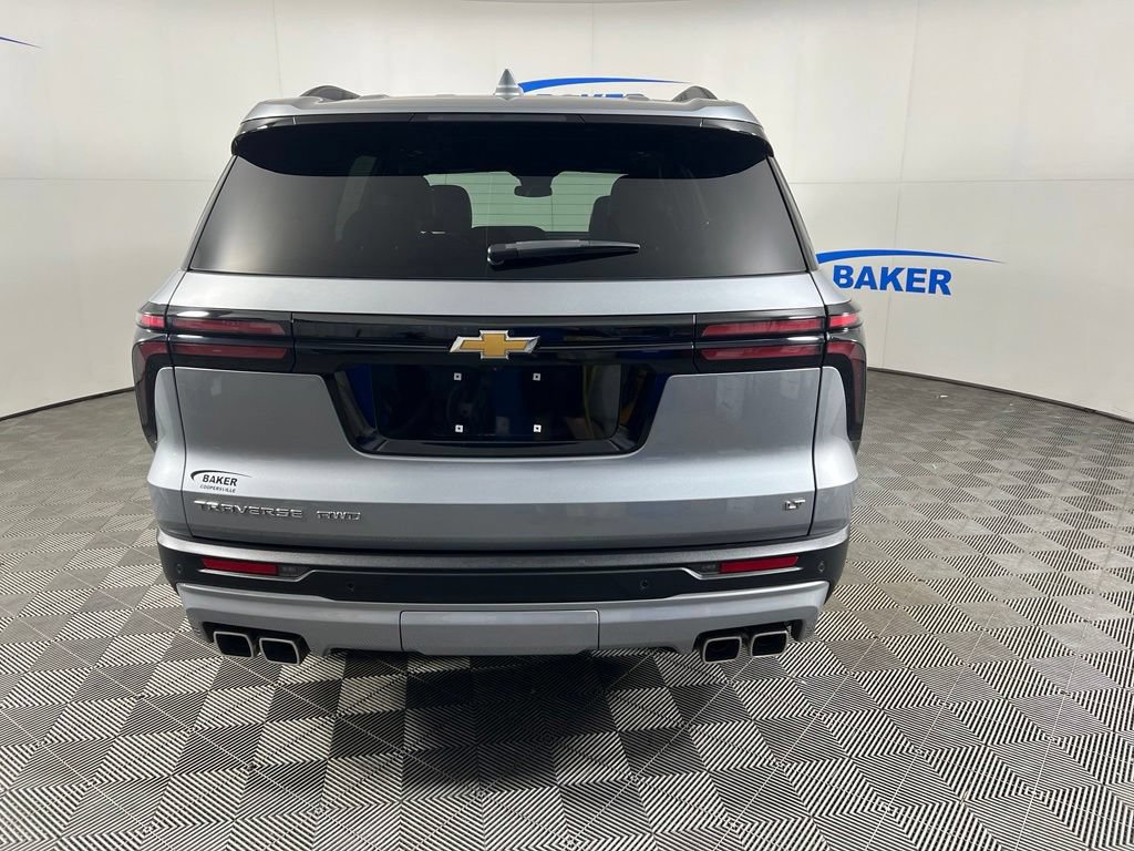 Used 2024 Sterling Gray Chevrolet LT image 5