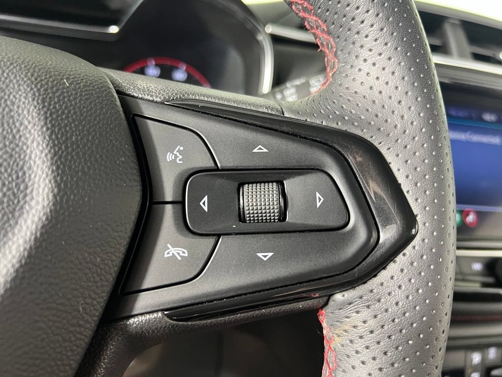 Used 2023 Mosaic Black Chevrolet RS image 21