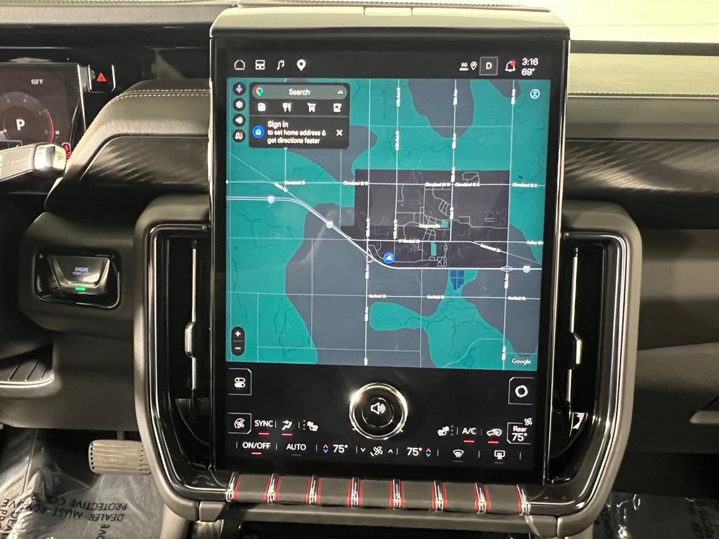 Used 2025 Titanium Rush GMC AT4 image 30