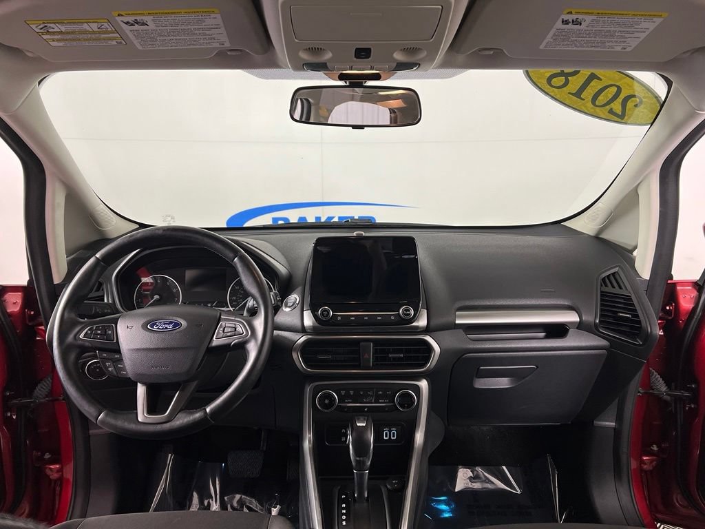 Used 2018 Ruby Red Metallic Ford SE image 10