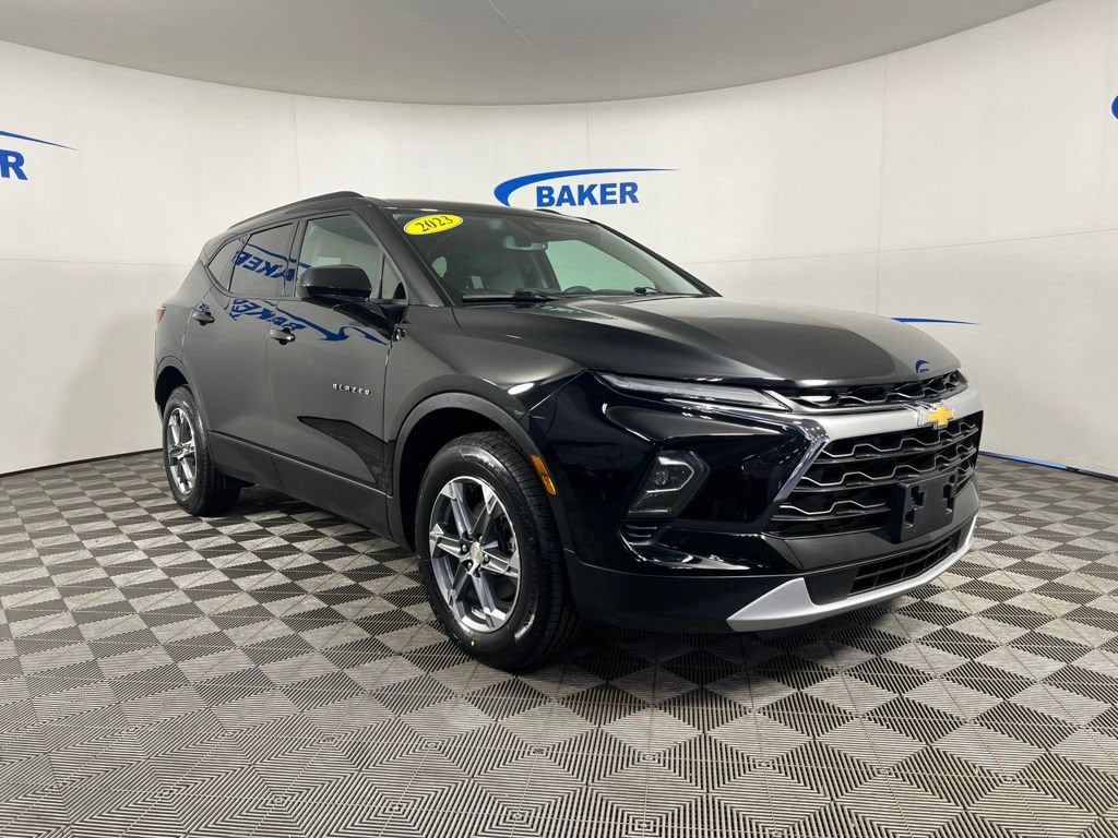 Used 2023 Black Chevrolet LT w/2LT image 8