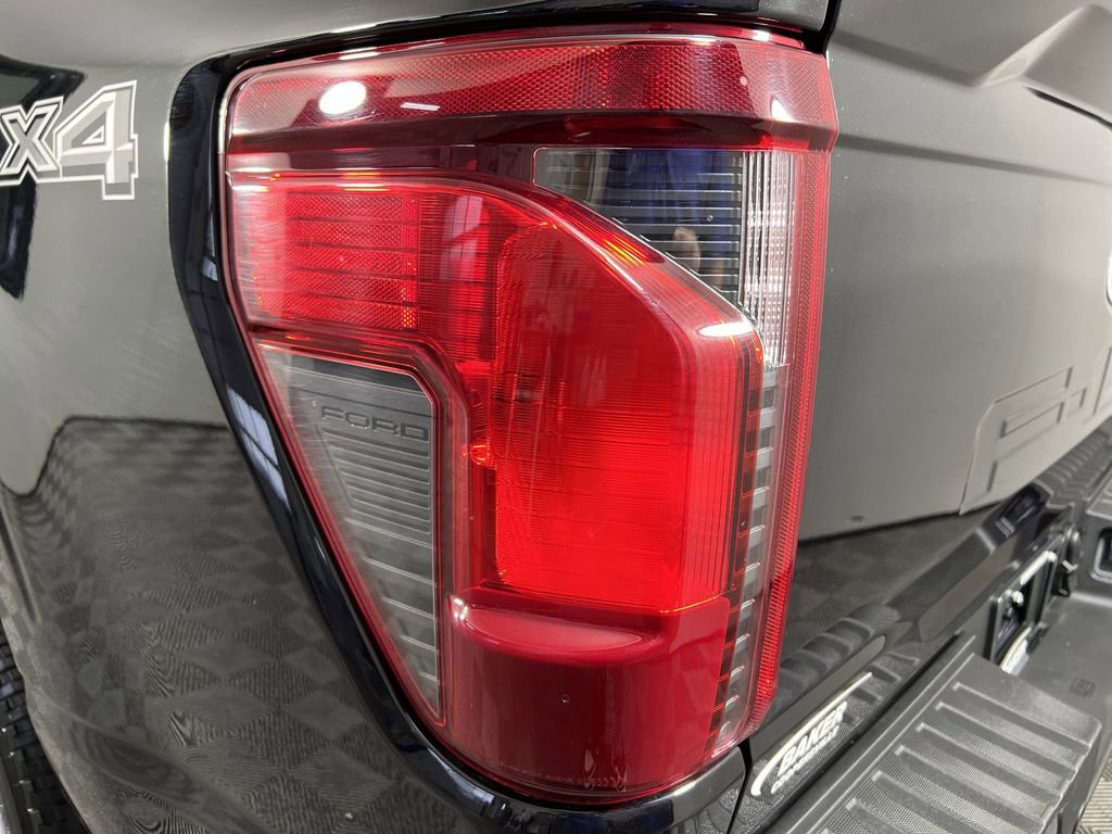 Used 2025 Agate Black Ford XLT image 33