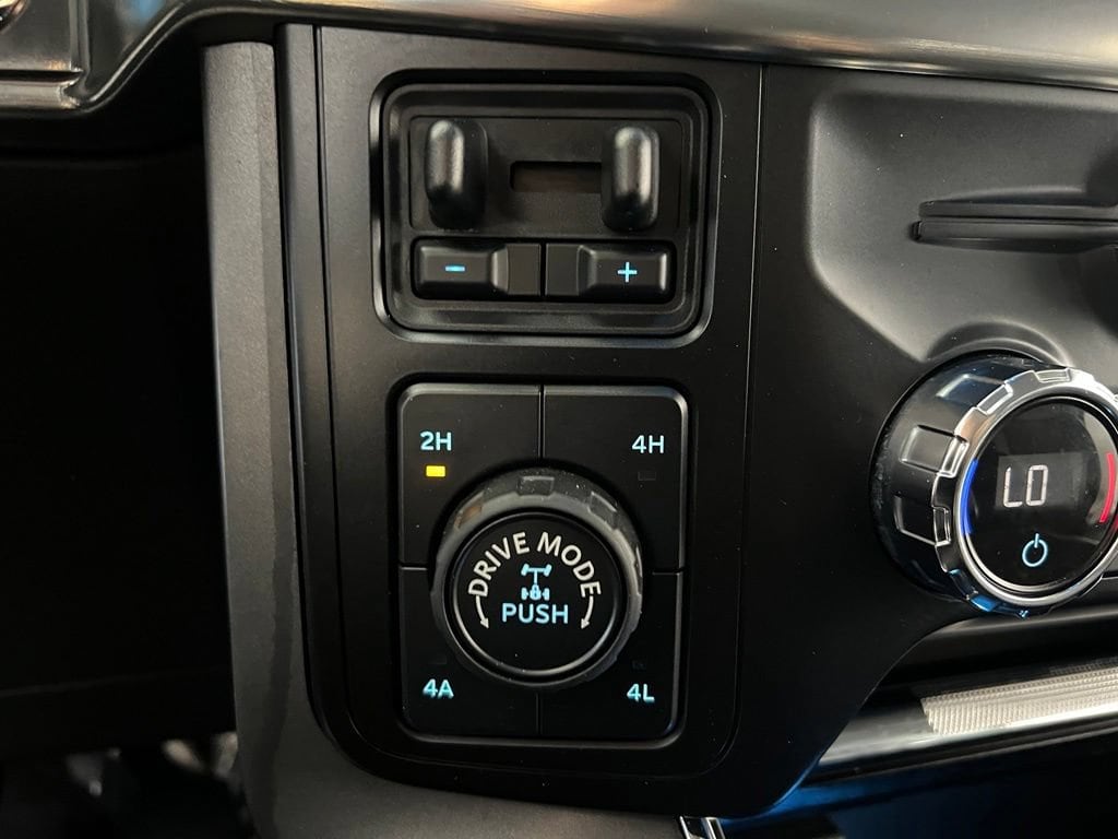 Used 2021 Agate Black Ford  image 30