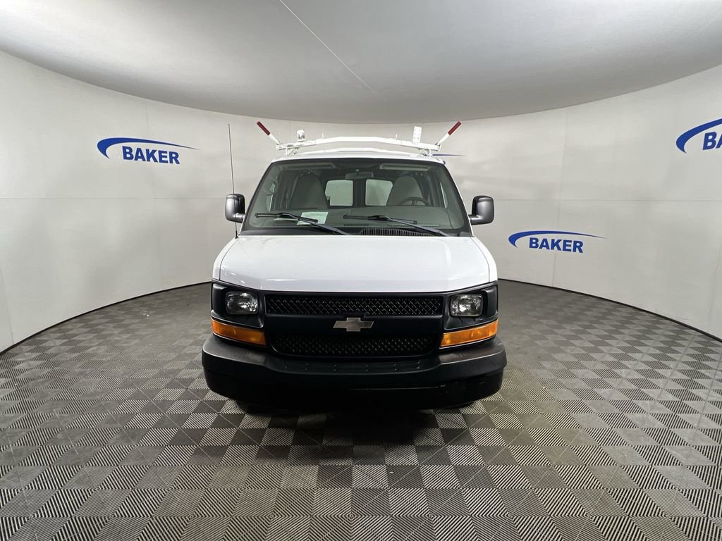 Used 2012 Summit White Chevrolet Work Van image 3