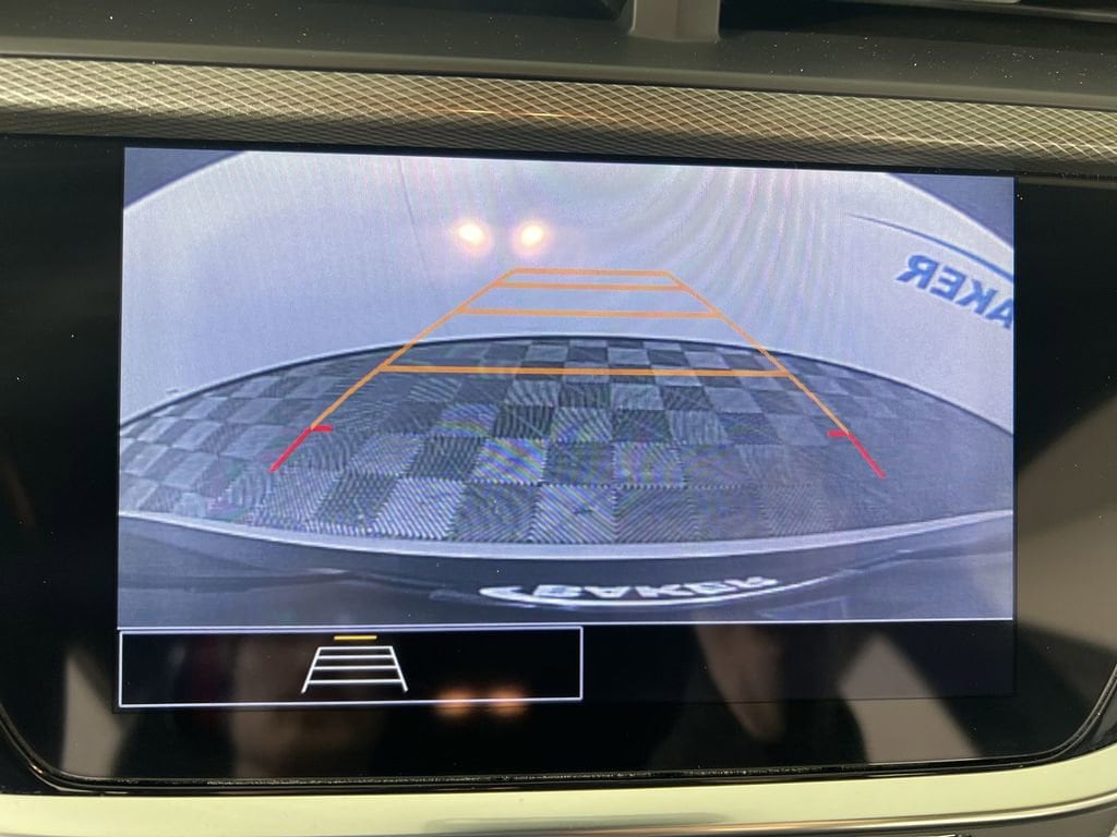 Used 2021 Deep Azure Buick Preferred image 15