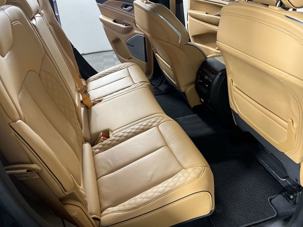 Used 2022 Midnight Sky Jeep Summit image 28