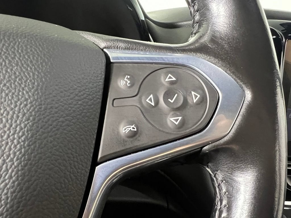 Used 2022 Mosaic Black Chevrolet LT Cloth w/1LT image 22