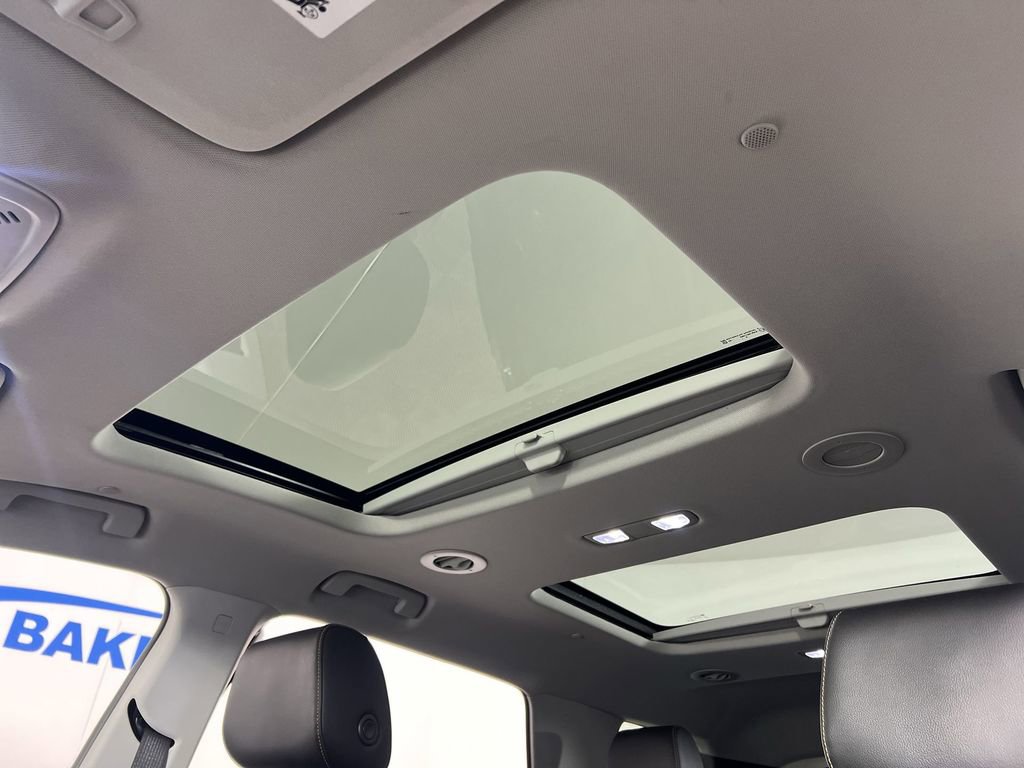 Used 2020 Graphite Chevrolet Premier image 20