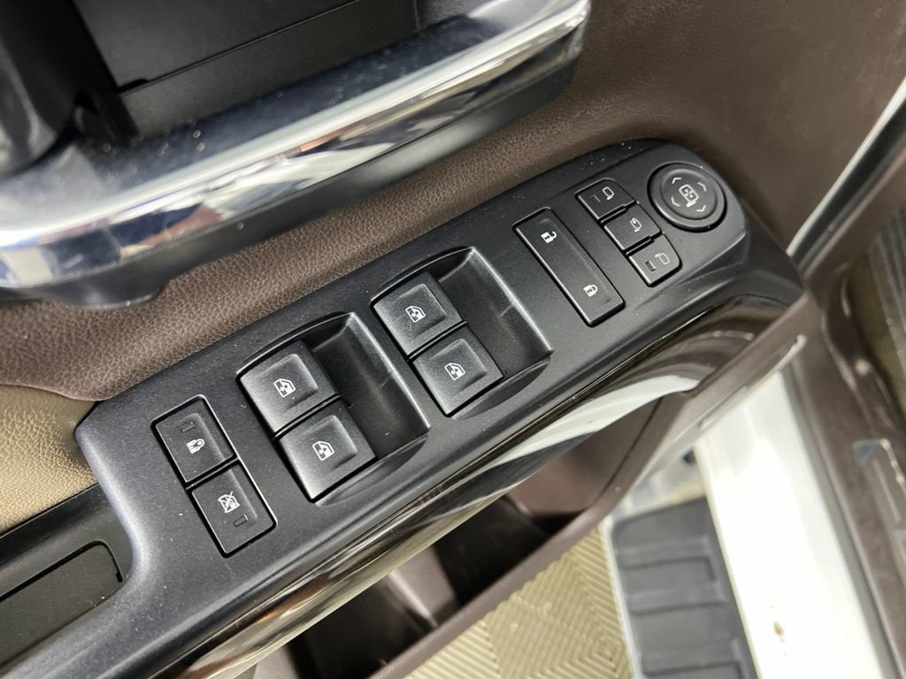 Used 2015 Summit White GMC Denali image 19