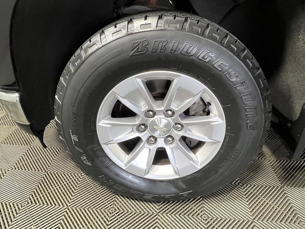 Used 2019 Black Chevrolet LT image 30