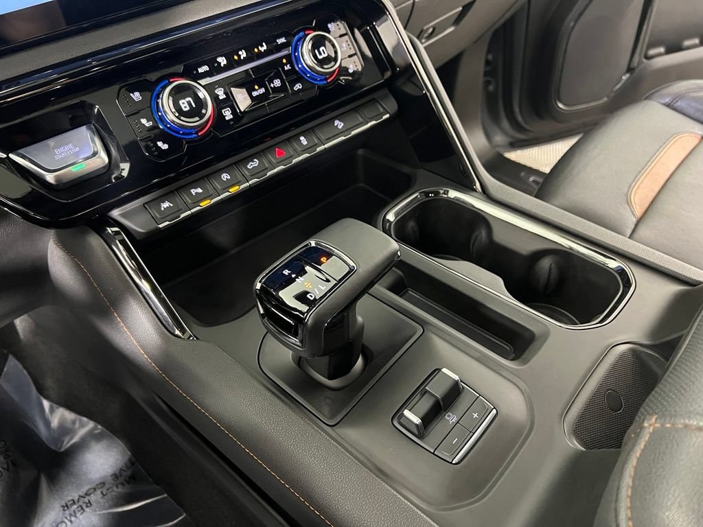 Used 2025 Sterling GMC AT4 image 34